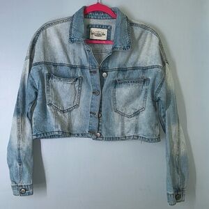 Selling an Ashley Vintage Charm, denim jacket, has only been worn once